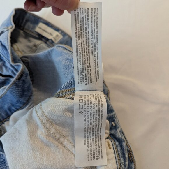 Abercrombie & Fitch Size 26/2 Light Wash Distressed Carpenter's Jeans - Picture 6 of 14